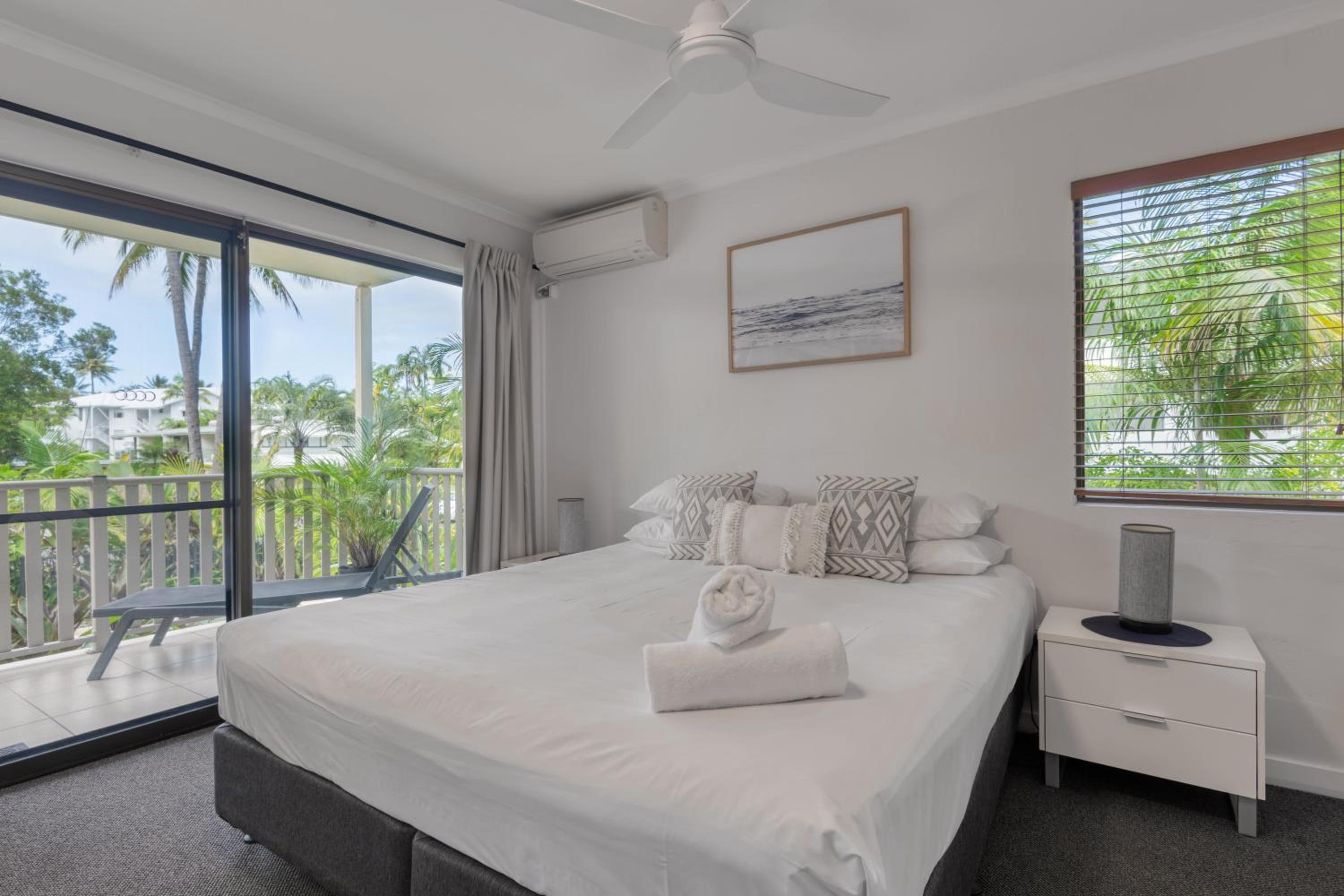 شقة بإطلالة على المسبح بغرفتي نوم، Tropical Reef Apartments Port Douglas 3/8