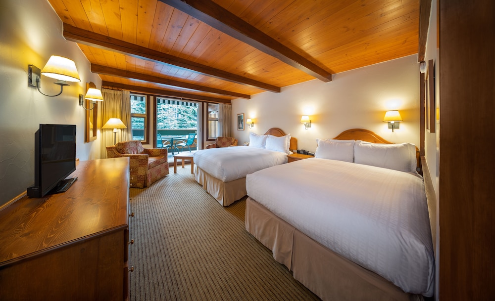 ROOM, 2 DOUBLE BEDS