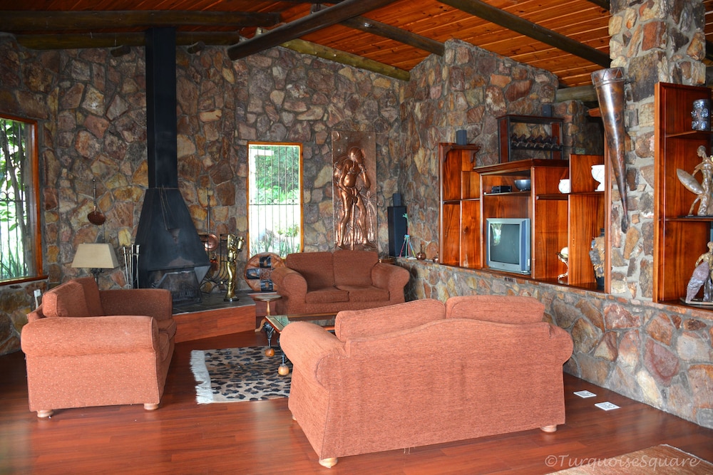 La Montagne Guest Lodge 26/50