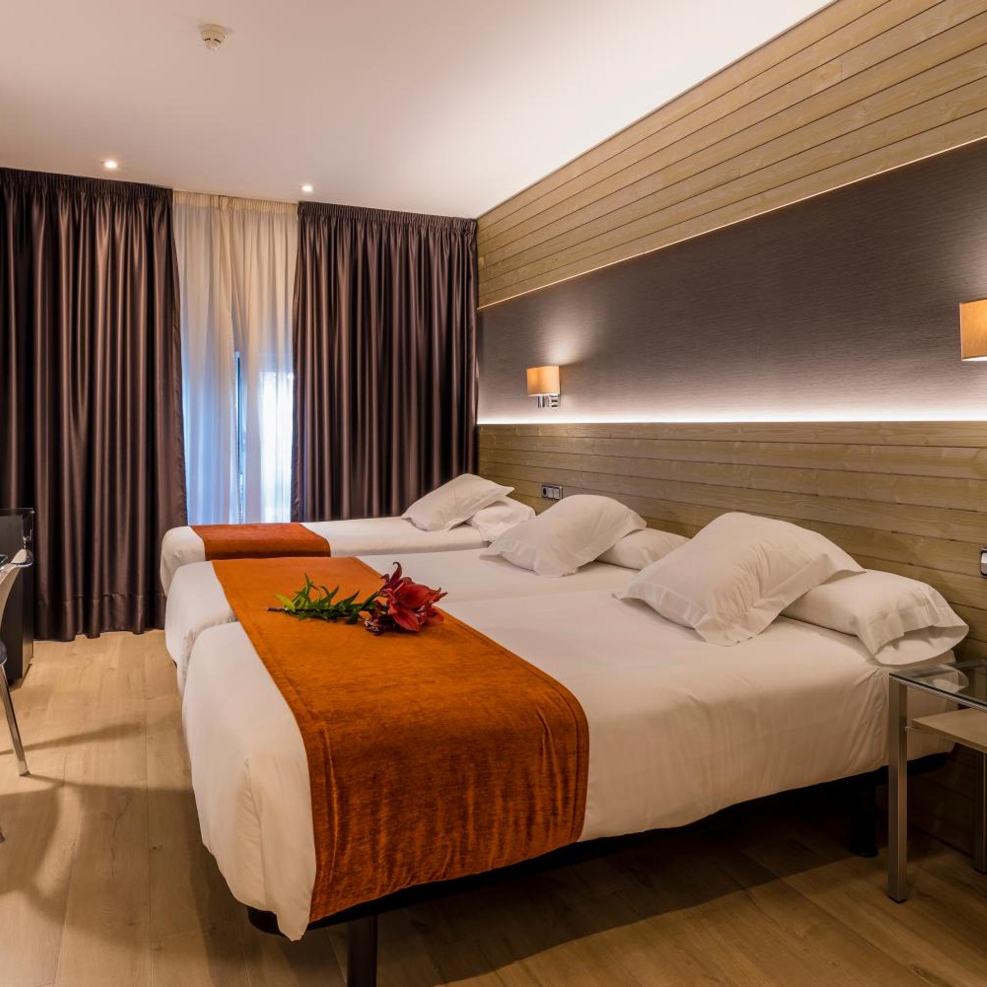 Triple Room