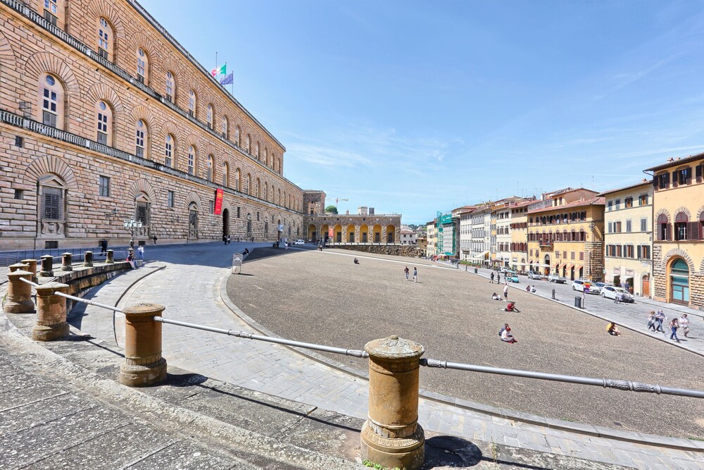 Genteel Home Piazza Pitti 29/43