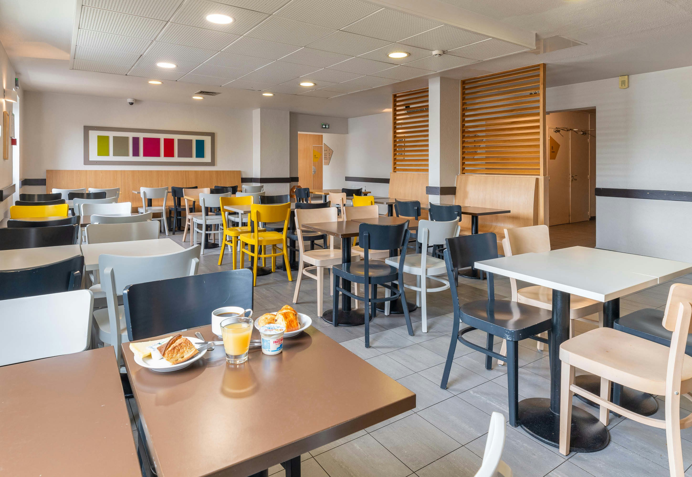 B&B Hotel Lyon Grand Stade Meyzieu 33/49