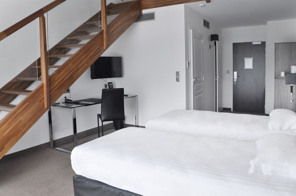 Golden Tulip La Baule 19/79
