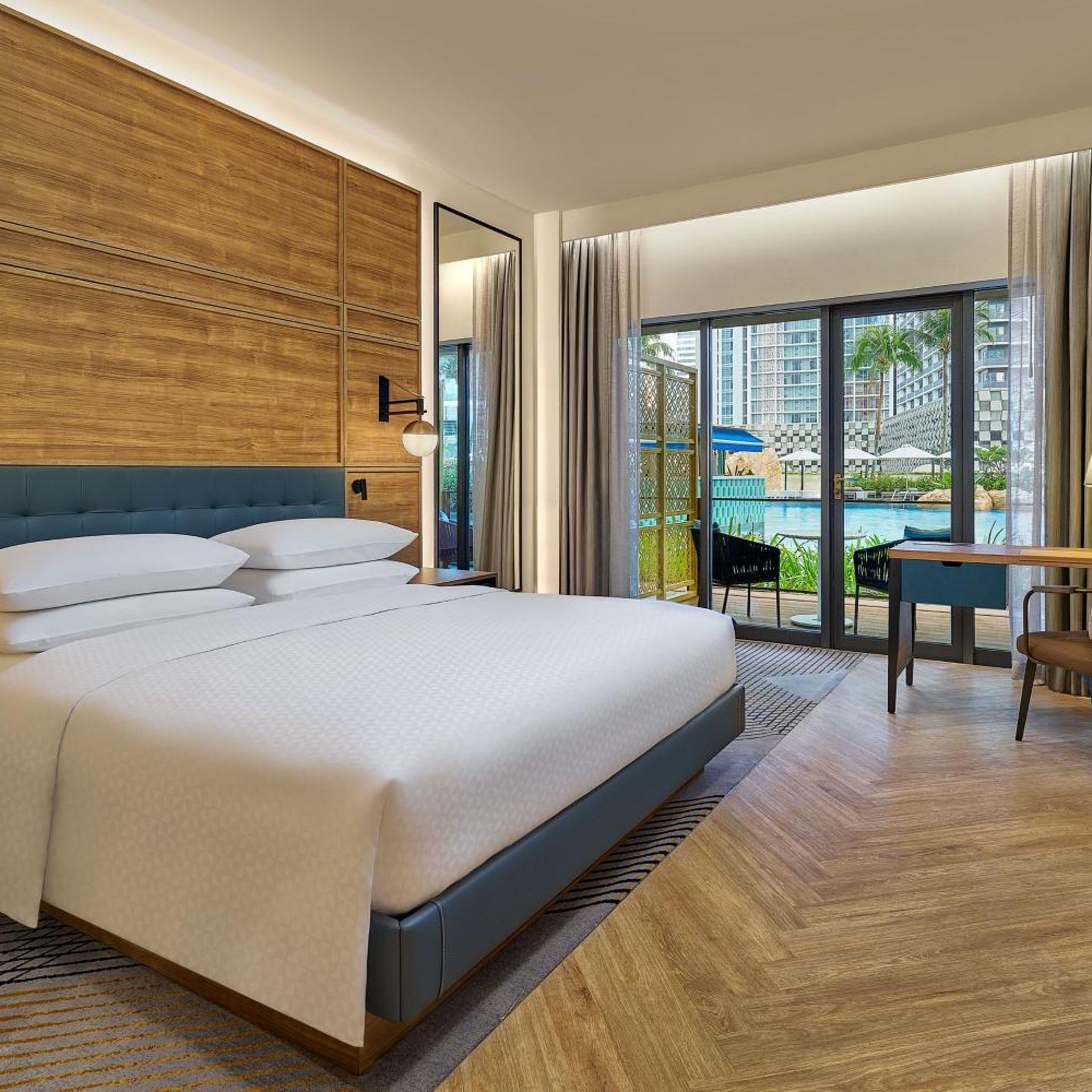 Guest Room, Cabana, King Bed, Pool View, Pool Access