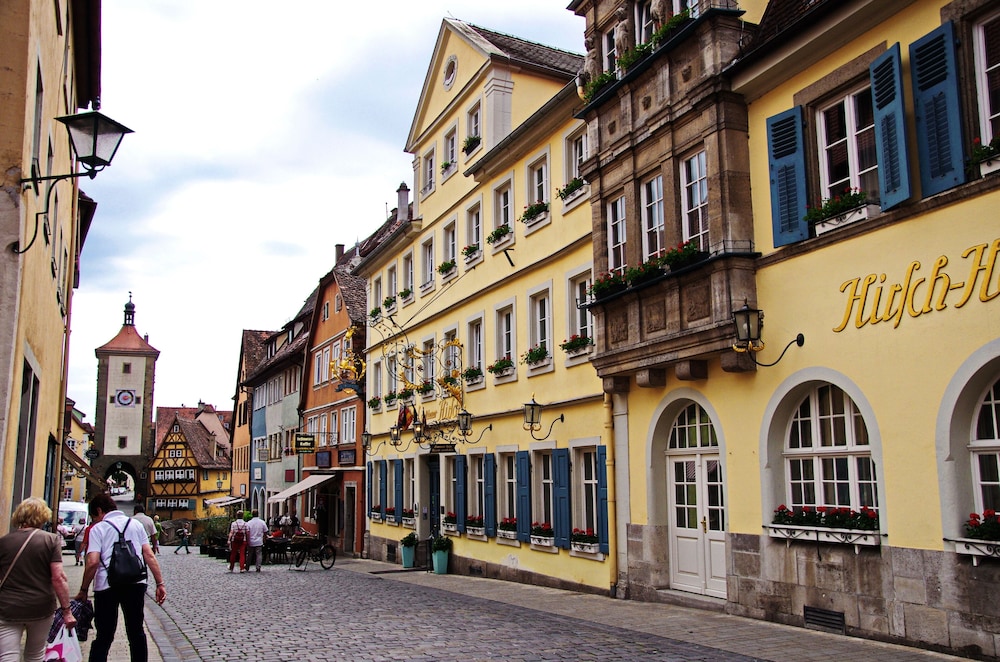 Hotel Goldener Hirsch 42/50