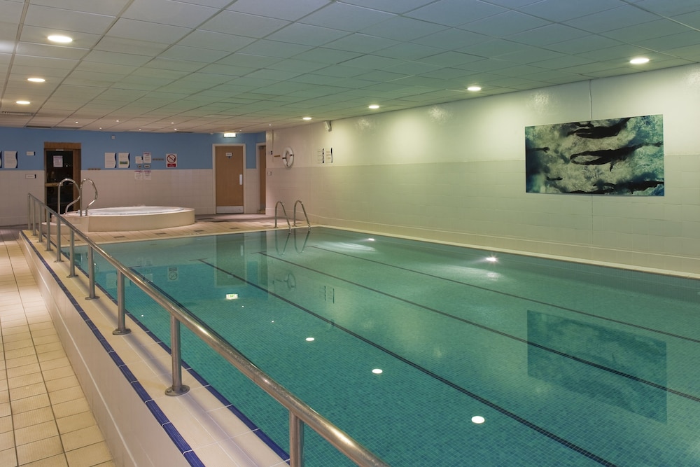 HOLIDAY INN EDINBURGH 44/80