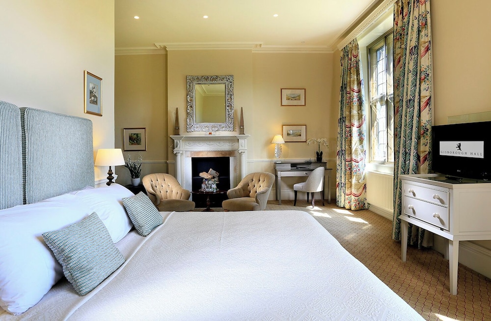 Feature, King Bed