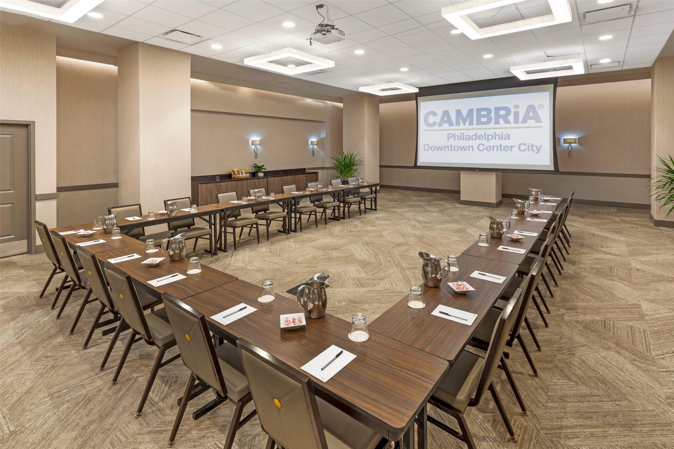 Cambria Hotel Philadelphia Downtown - Center City 51/60