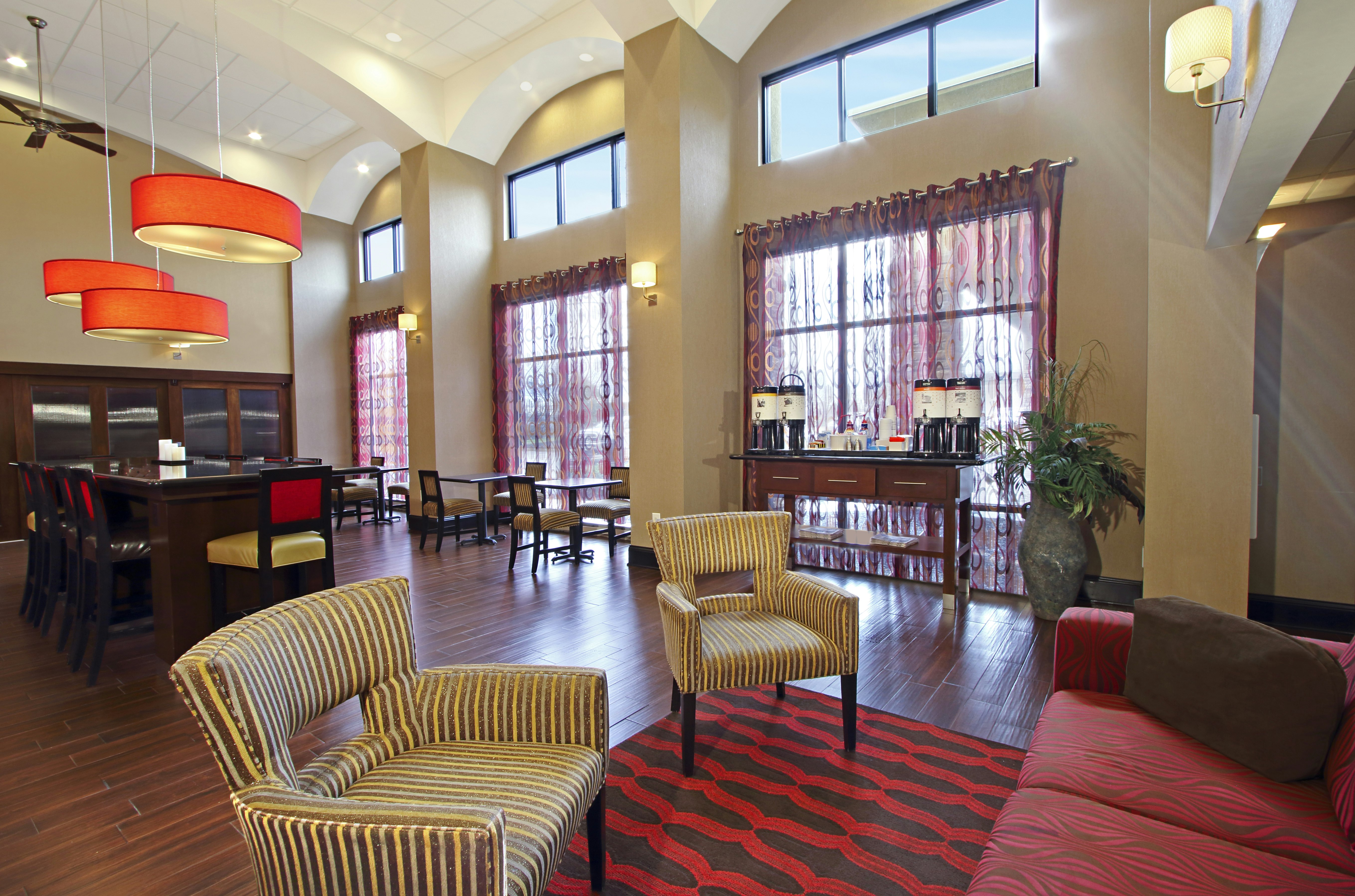 Hampton Inn Suites Columbus Hilliard 27/46