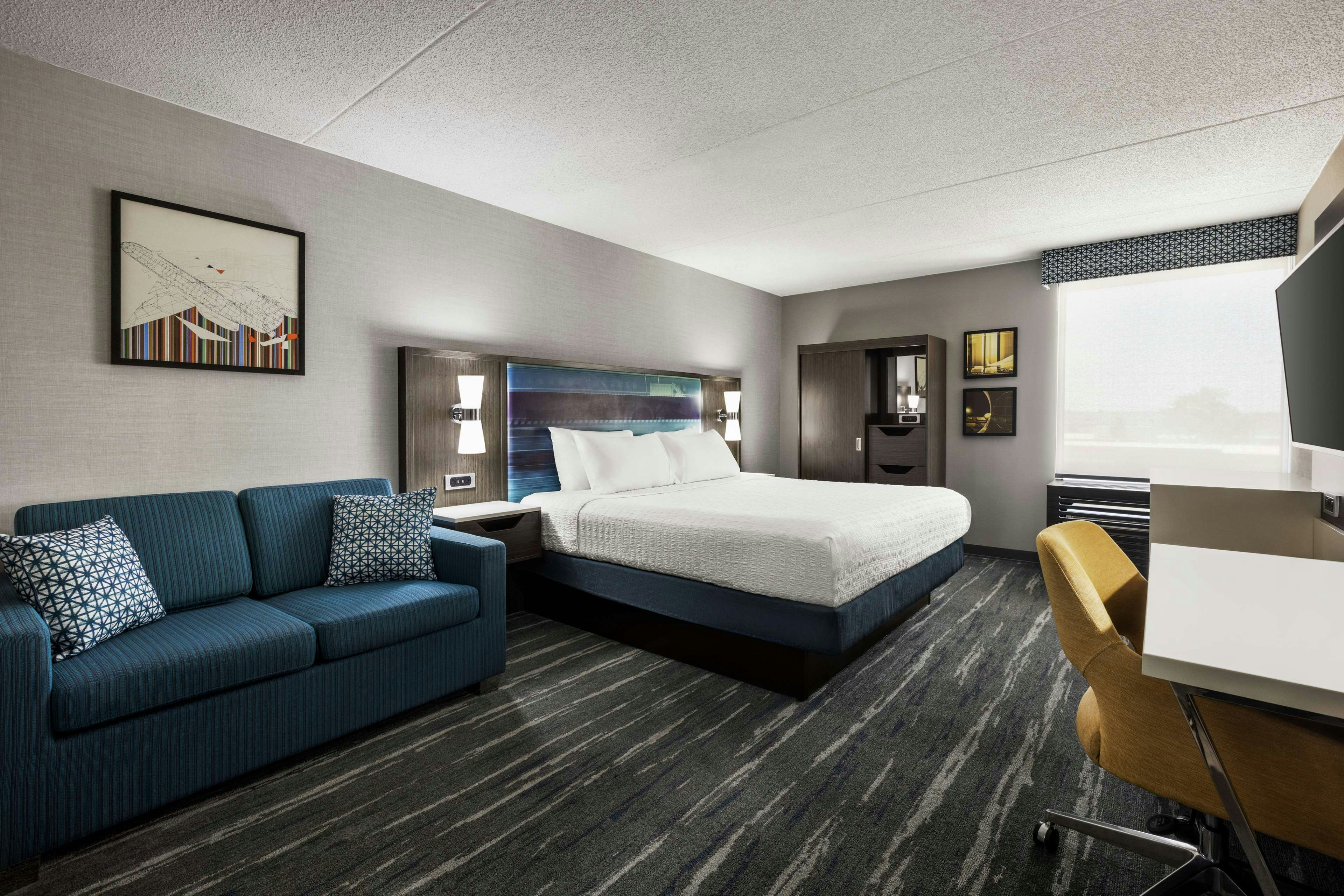 Hampton Inn Chicago-O'Hare International Airport 28/79