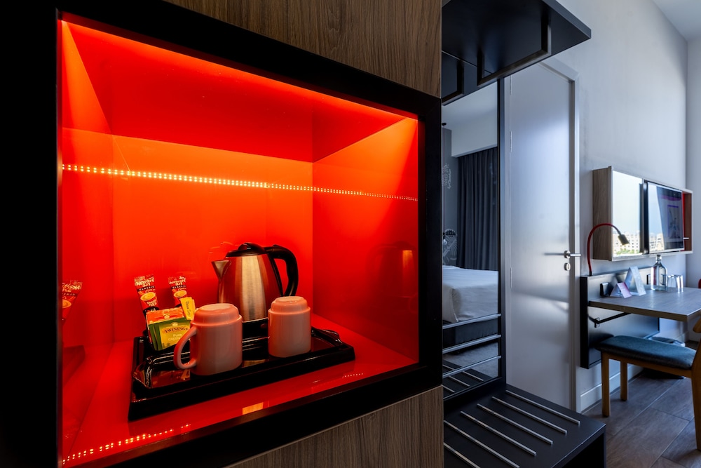 INK Hotel Dubai 40/40