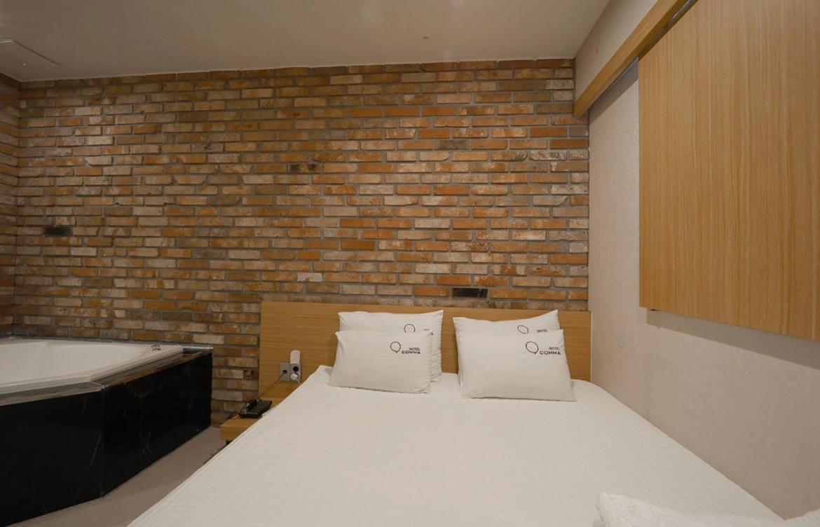 Nampo Comma Hotel 41/48