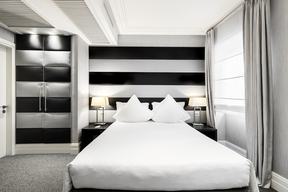 Hotel Mancino 12 13/32