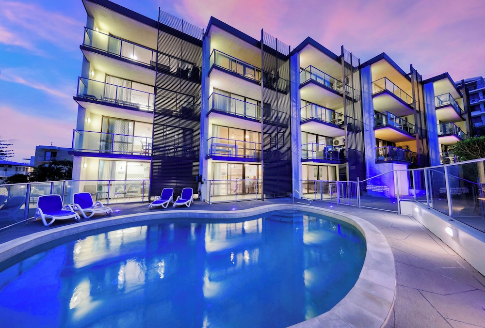 MERRIMA COURT HOLIDAY APARTMENTS 7/74