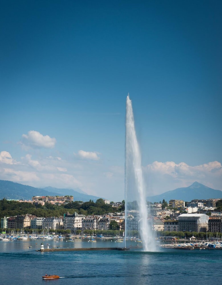 Hotel Bristol Geneva 44/50