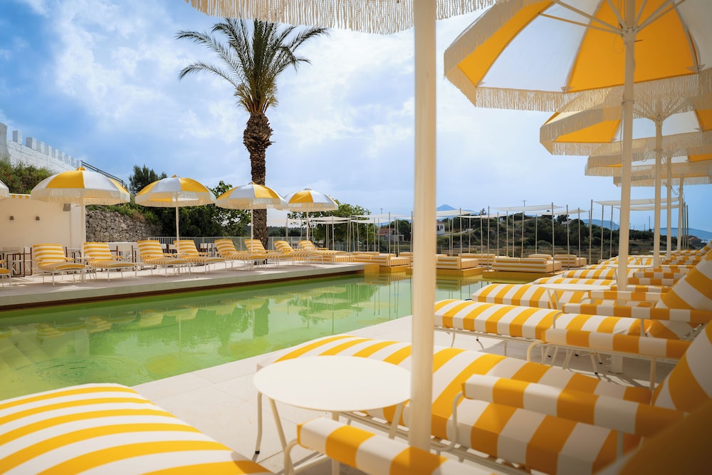 Lithos Hotel 26/46
