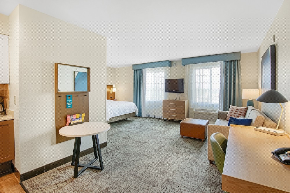 Staybridge Suites Gulf Shores 33/51