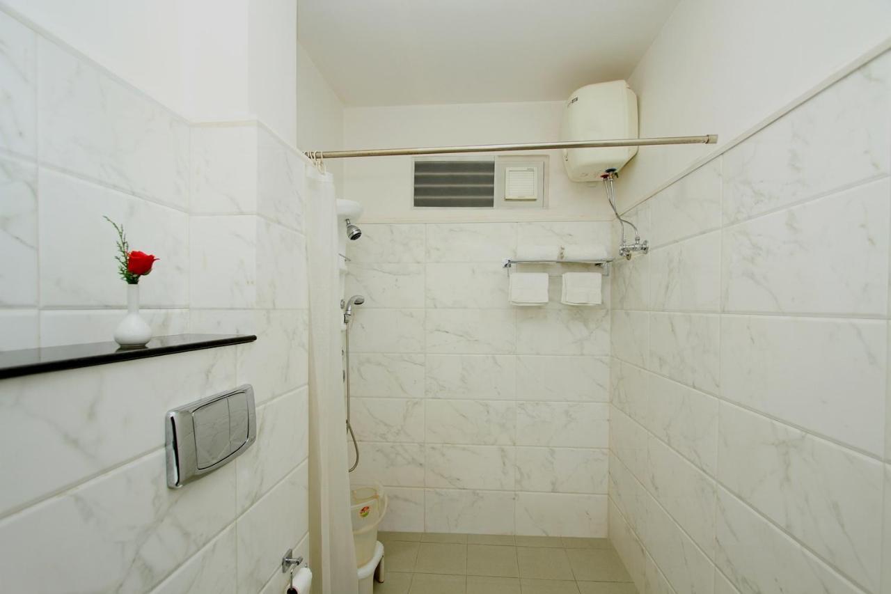 OYO Premium Mysore KRS Road 16/16