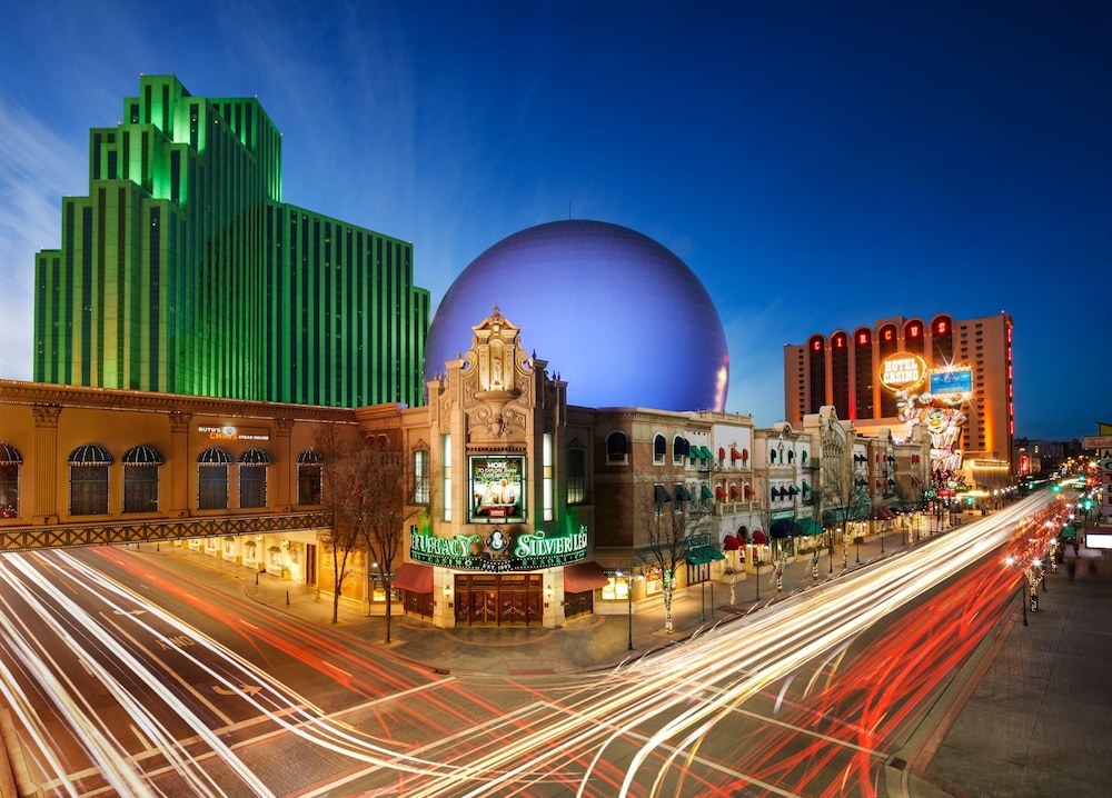 Silver Legacy Reno - A Caesars Rewards Destination 68/70