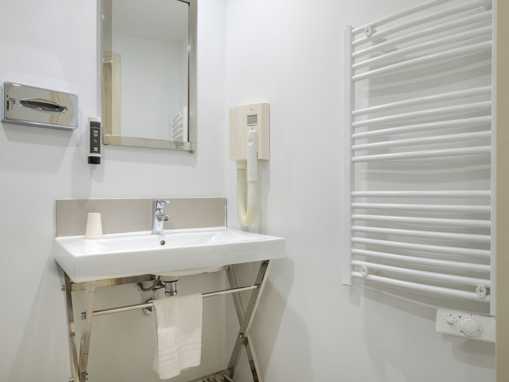 غرفة مزدوجة، B&B HOTEL Antibes Juan-les-Pins 2/2