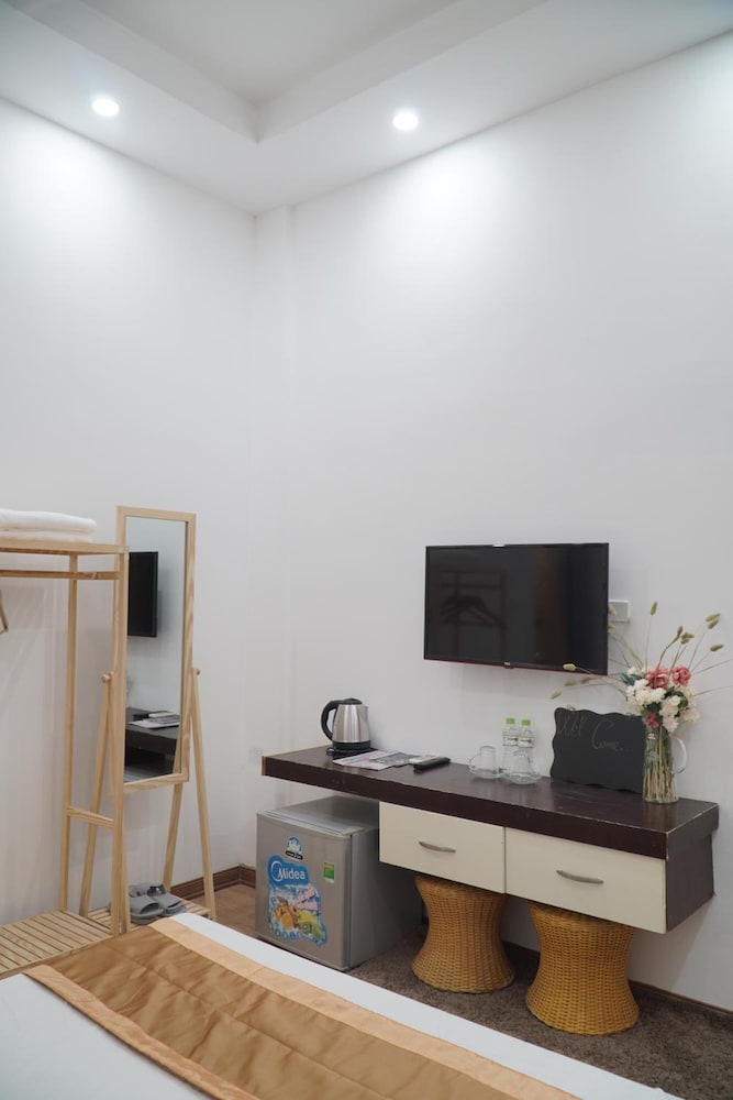Hanoi Lotus Hostel 63/69