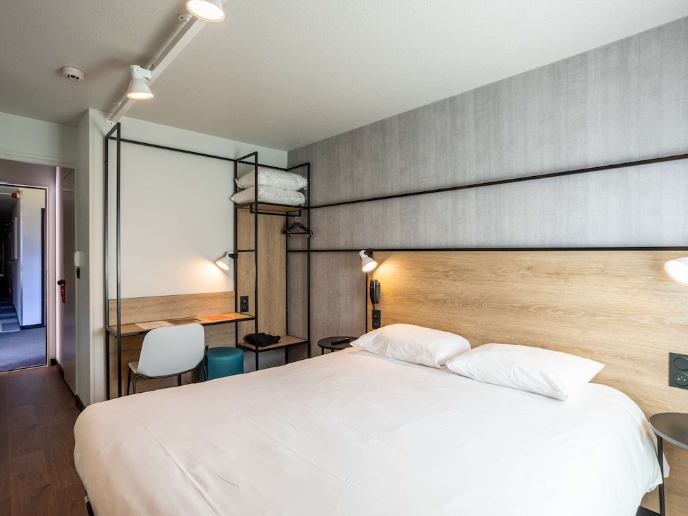 Ibis Hotel Saint Lo 15/59
