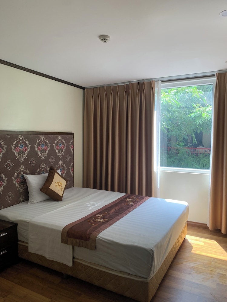BASIC, SINGLE, DOUBLE BED
