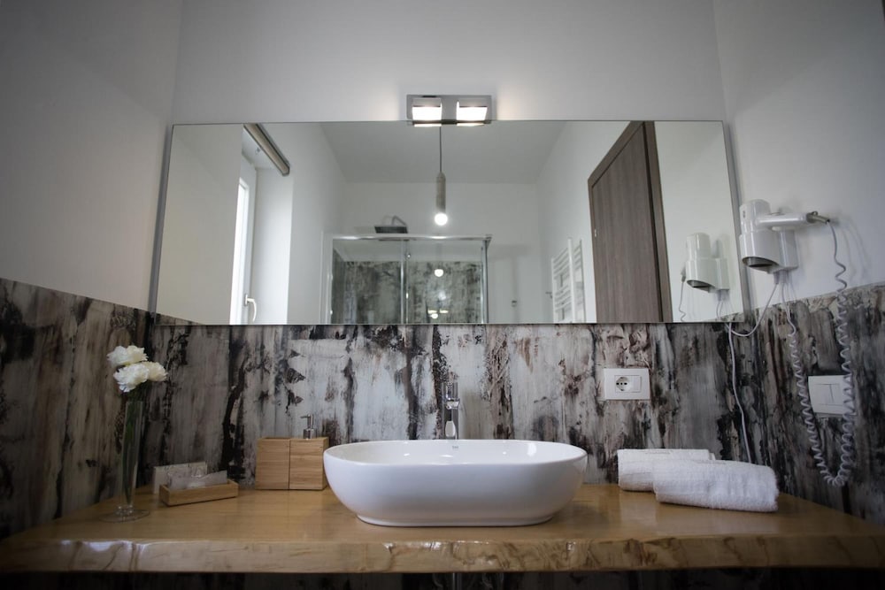 Sorahnia Design House 48/48