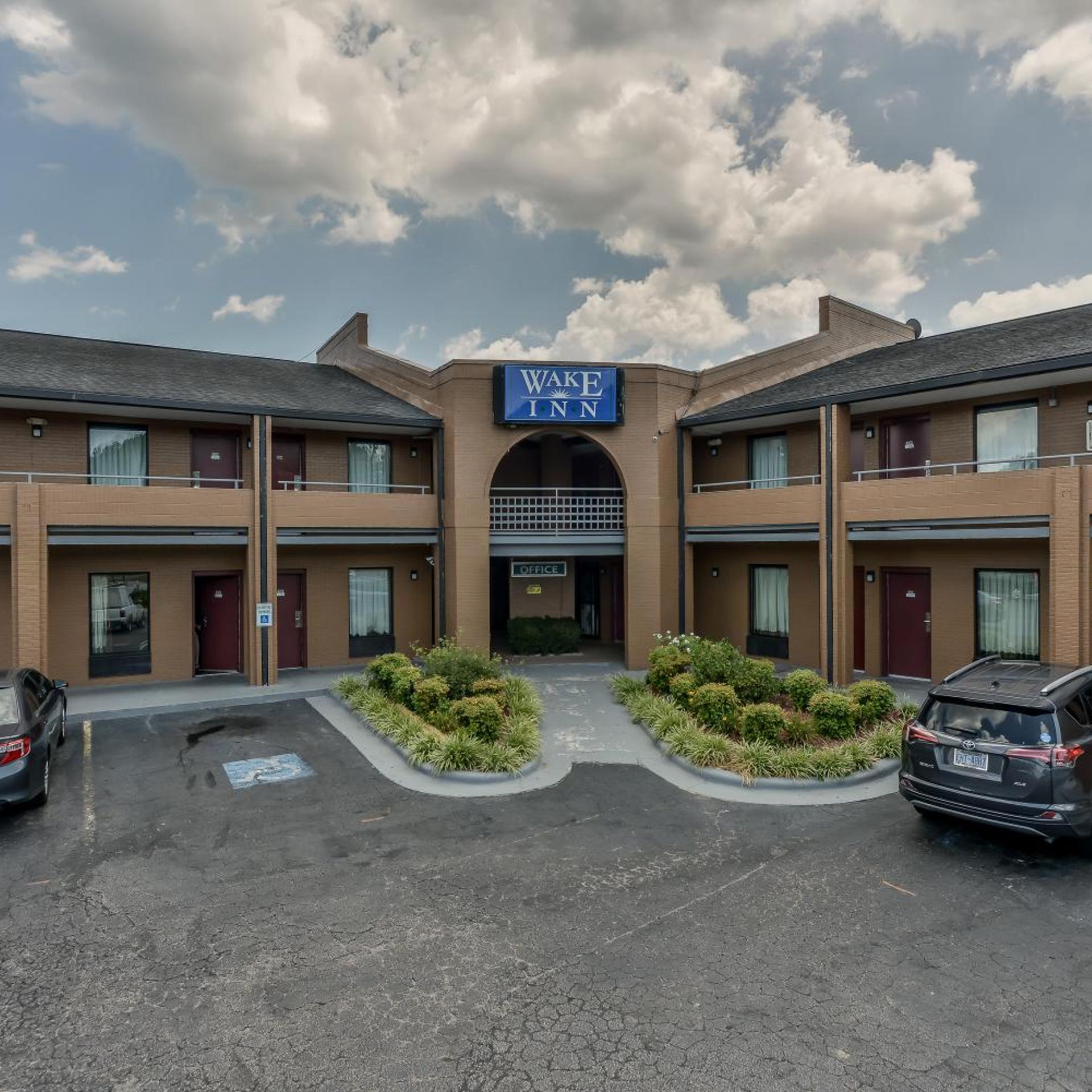 Wake Inn Hotel 15/20