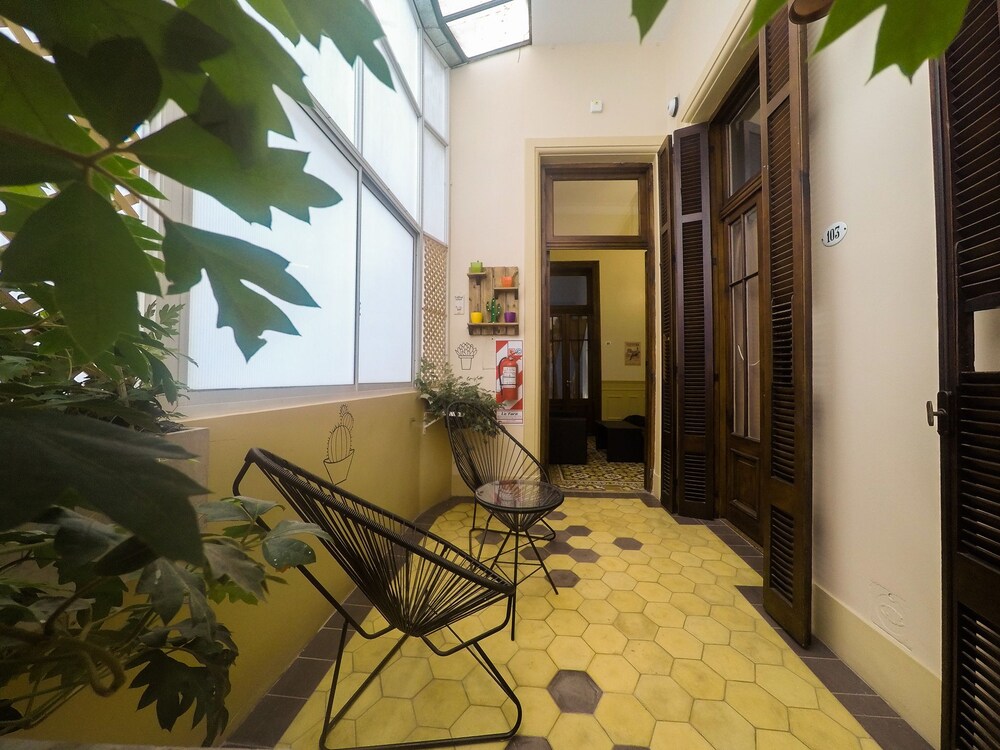 Sabatico Travelers Hostel 43/50