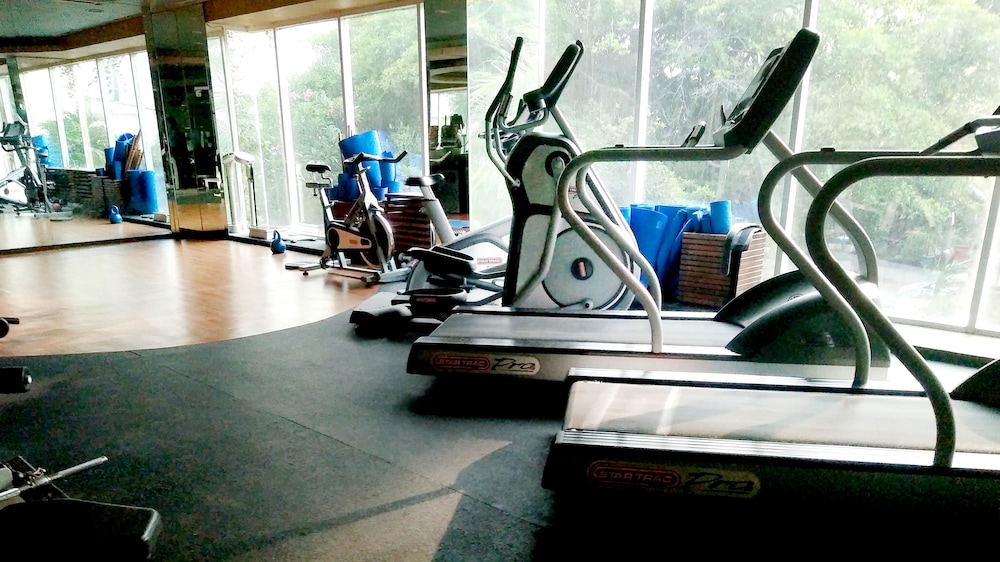 Mercure Surabaya Grand Mirama 47/81