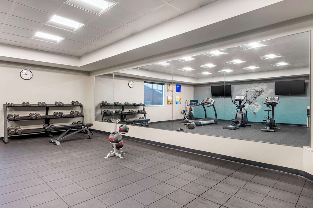 Comfort Inn & Suites Clarksville - Louisville North 45/69