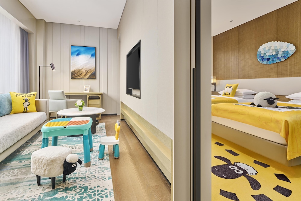 Hyatt Place Shanghai Lingang 10/47
