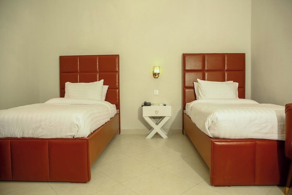 Grand Shalimar Hotel 20/47