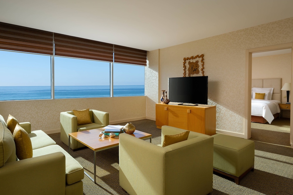 Renaissance Aktau Hotel 45/64