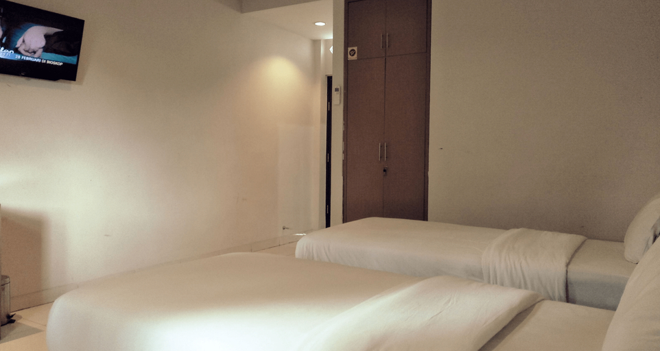 Tango Hostel 3/11
