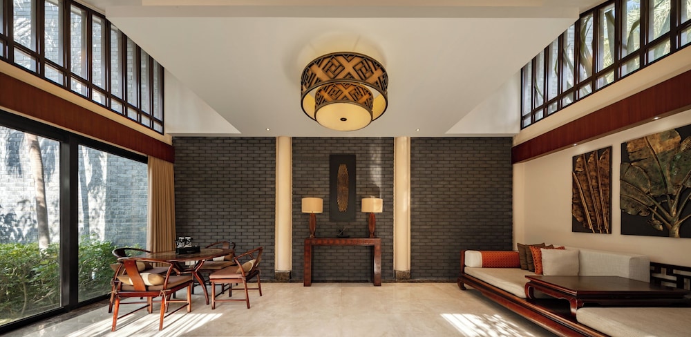 BANYAN TREE SANYA 12/50