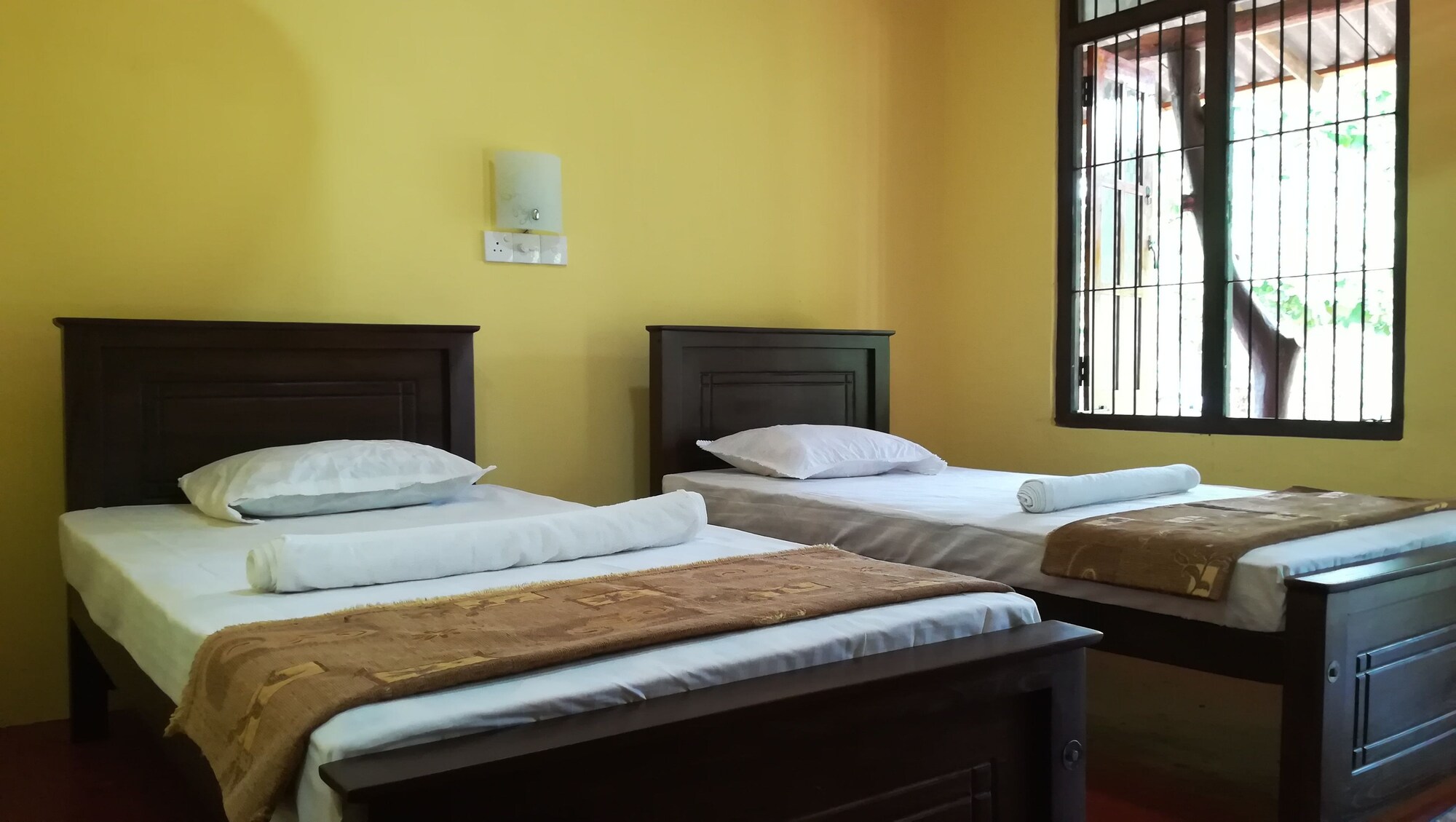 COMFORT, TWIN BEDS, GARDEN VIEW