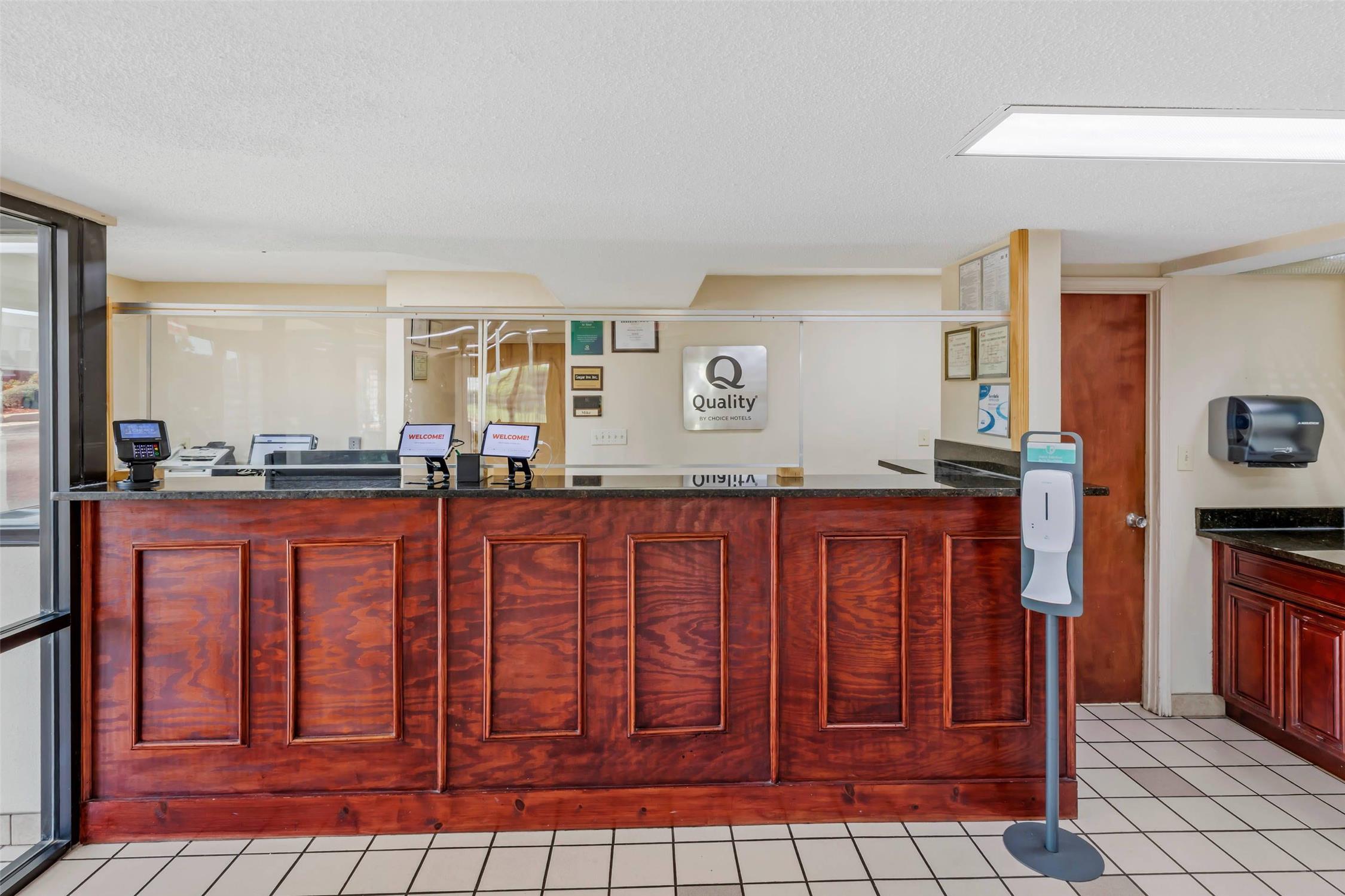 Quality Inn & Suites Stockbridge Atlanta South I-75 11/33