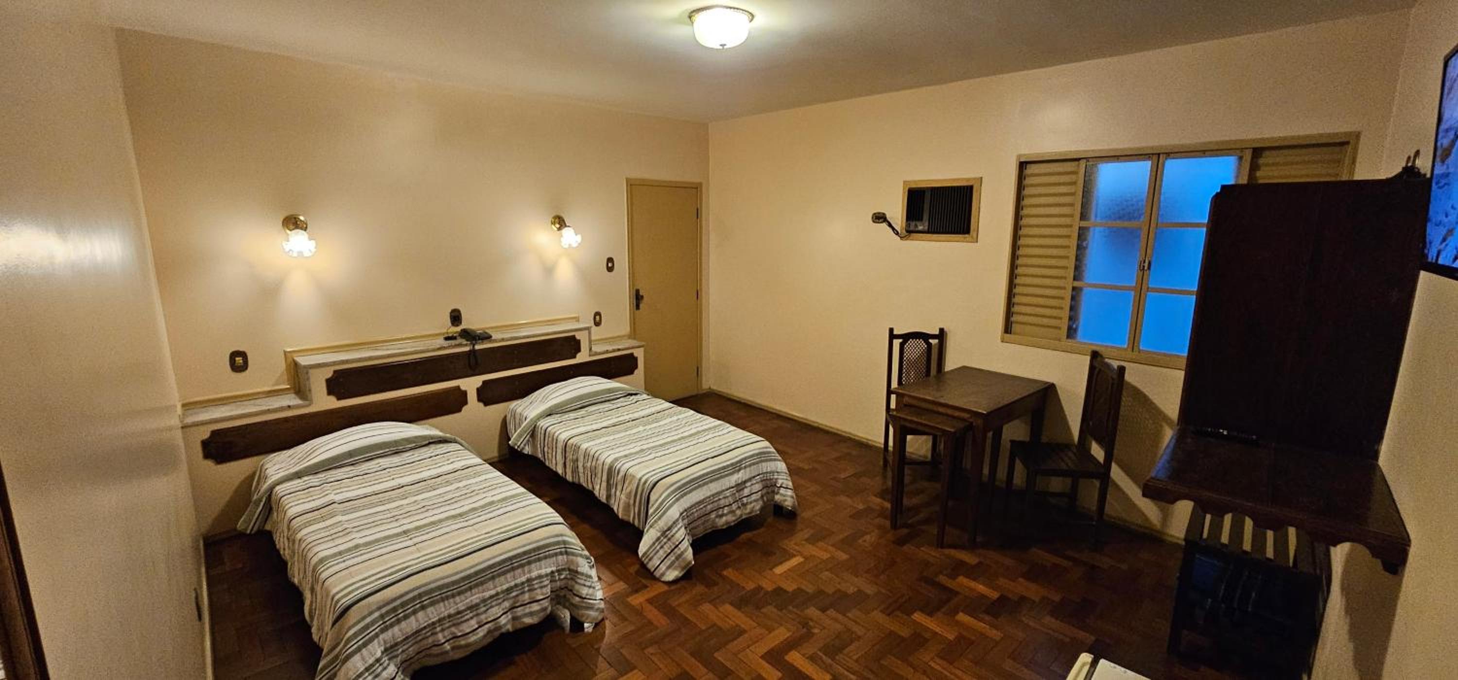 Hotel Colonial 20/44