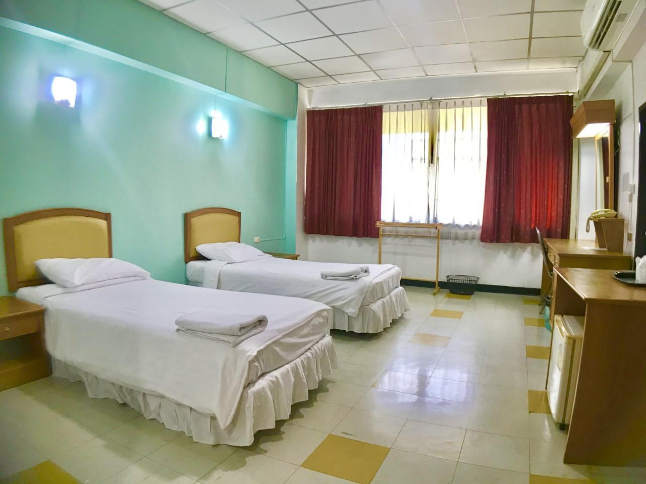 Coop Dopa Hostel 13/67