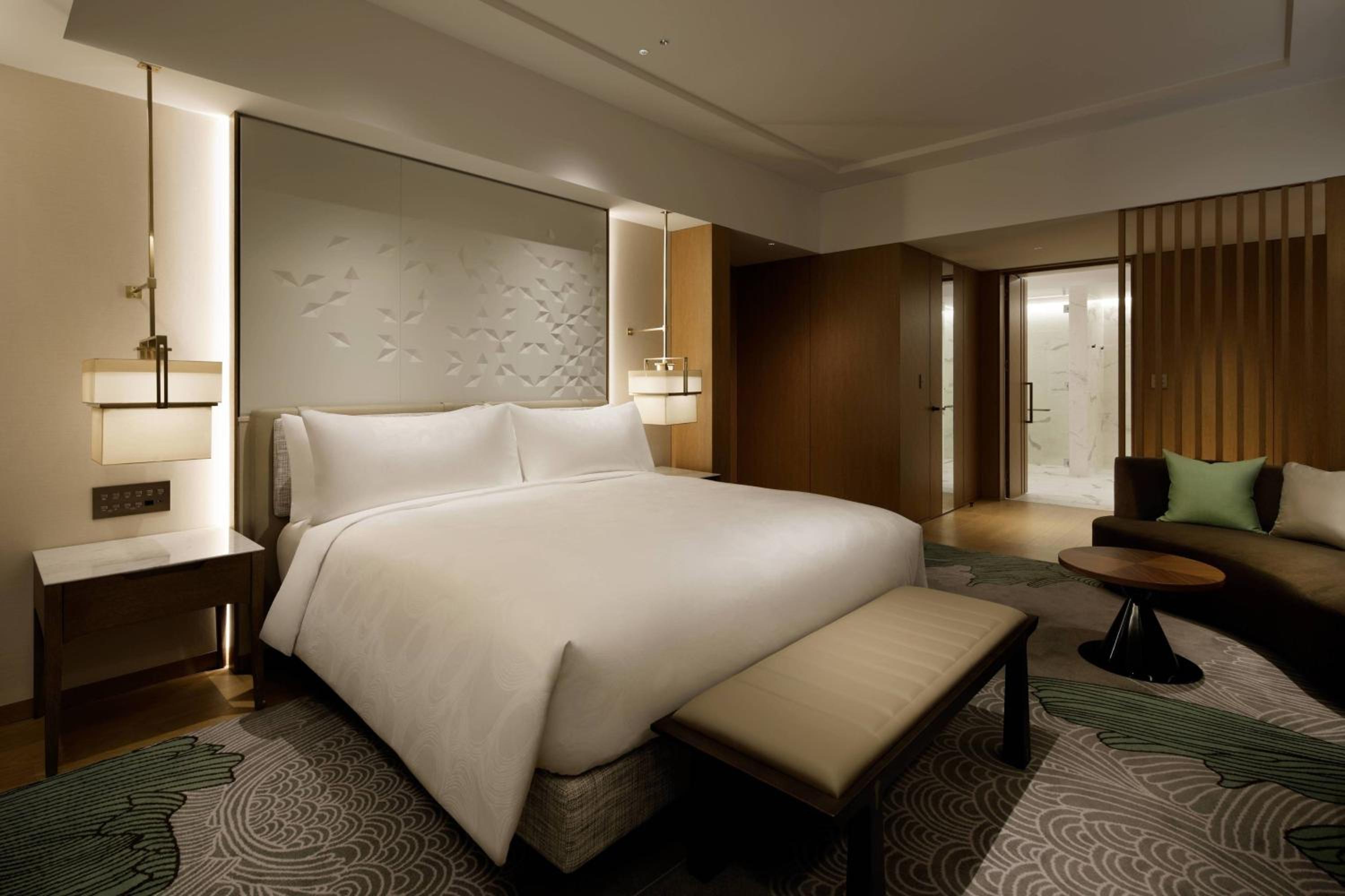 Executive, Suite, King Bed, City View, JW Marriott Hotel Nara 3/6