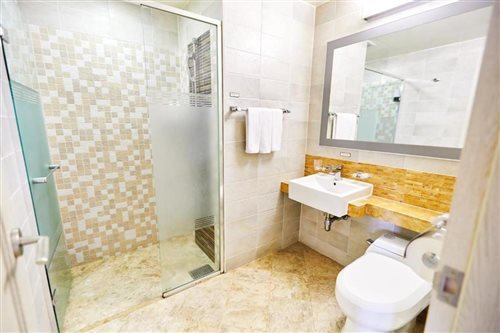 Resort, Suite