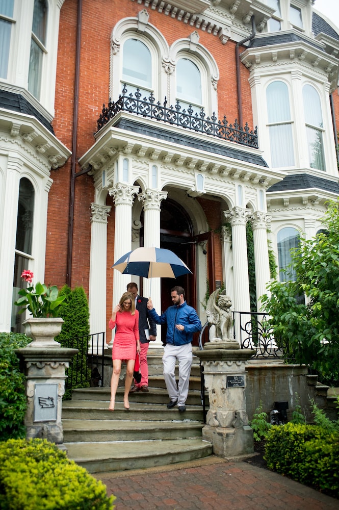The Mansion On Delaware Ave 38/51