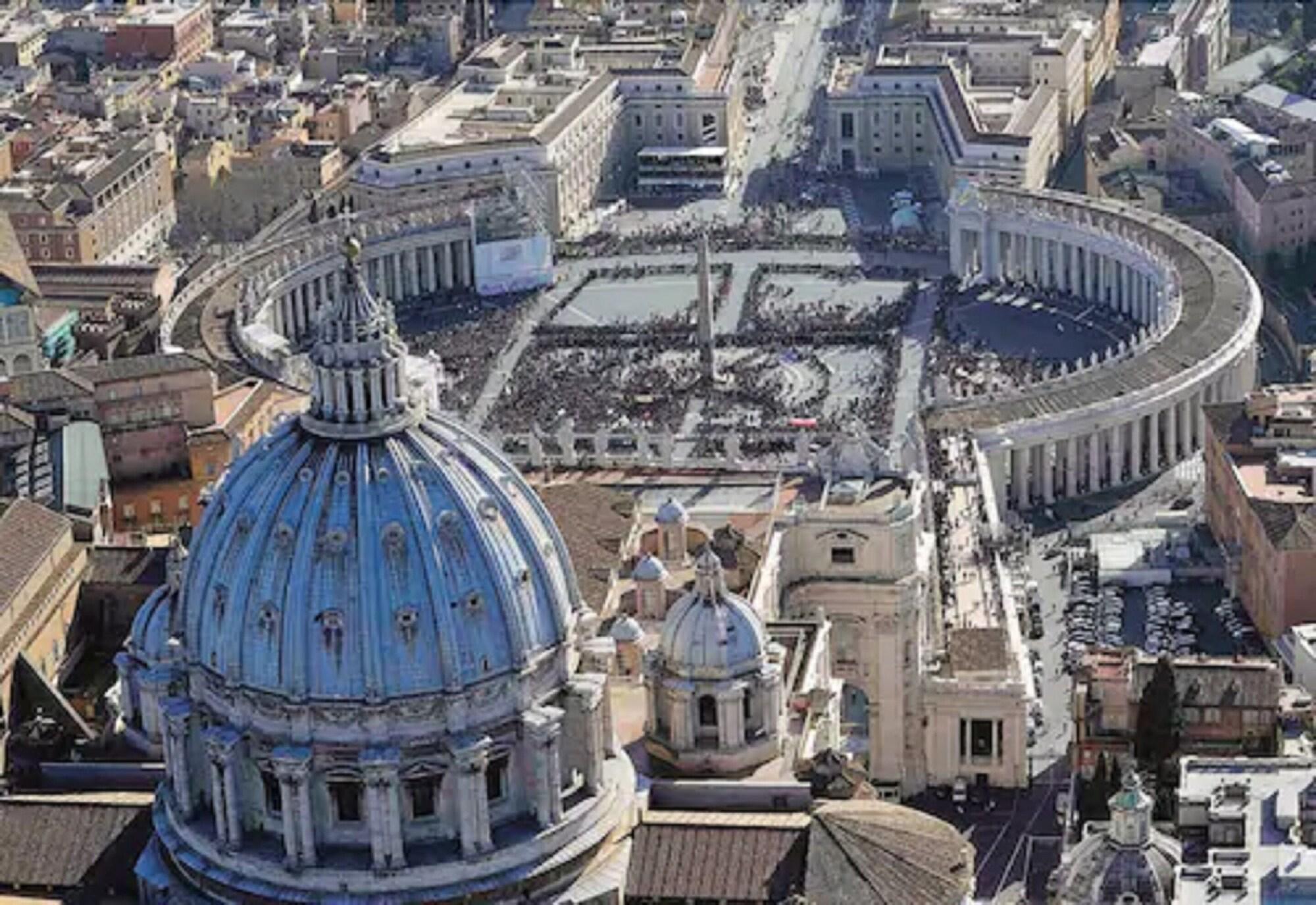 Vatican Luxury Suite 22/26