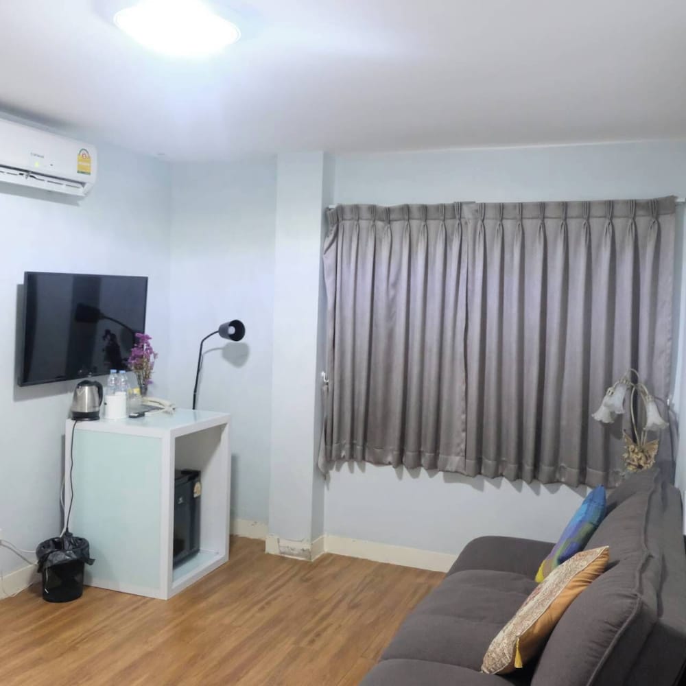 Tim Place Bts Phra Khanong 72/88