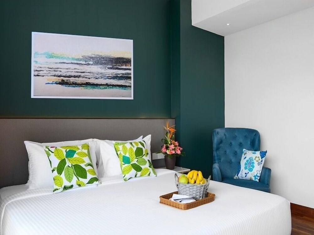 Savv Hotel 24/50