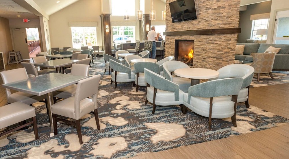 Howard Johnson by Wyndham Middletown Newport Area 19/22