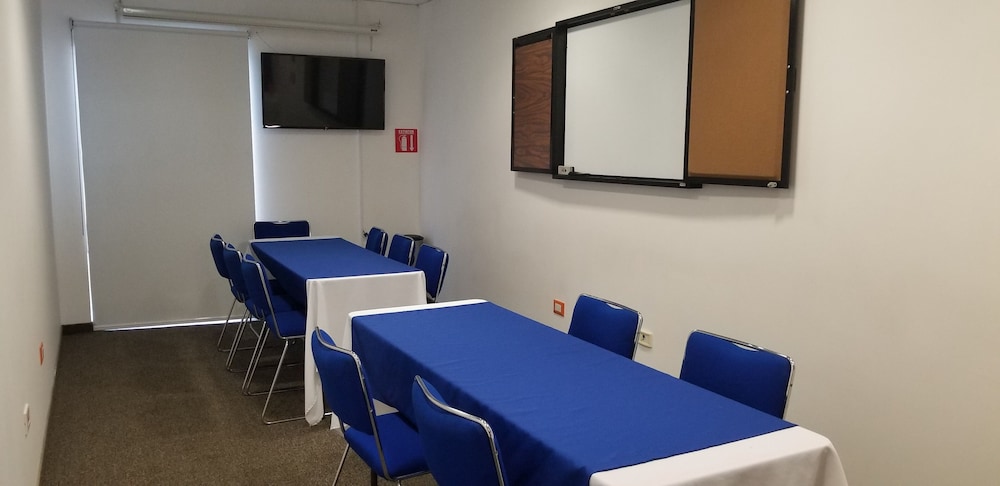 Hotel Tecnologico Norte 19/22