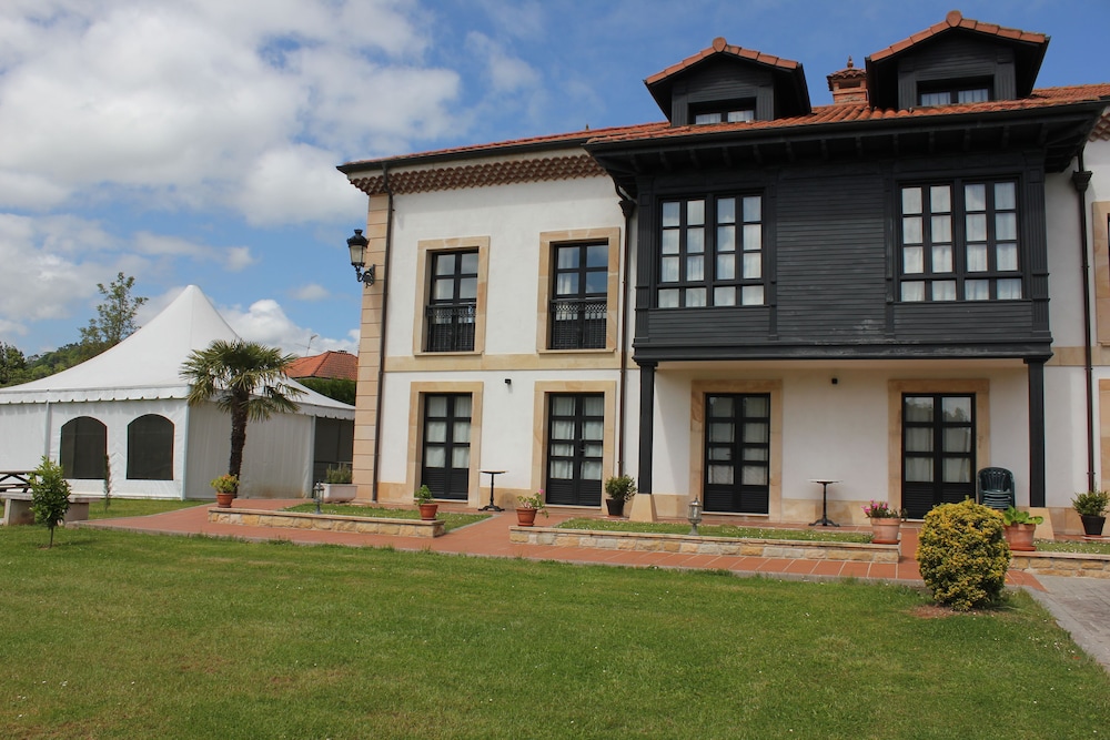 LA CASONA DE LA ROZA 3/48
